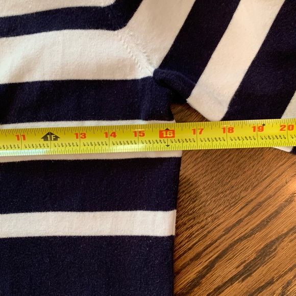 Talbots Charming Cardigan, size petite small. - Picture 5 of 7